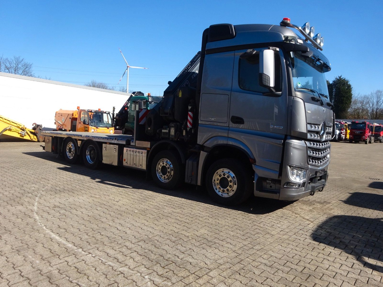 Új Darus autó, Platós teherautó Mercedes-Benz 3453  Plattform + Fassi F820 Kran  8x2 Mercedes-Benz 3453 FASSI F820 Kran 8x Hydr. Ausschub: 15 kép.