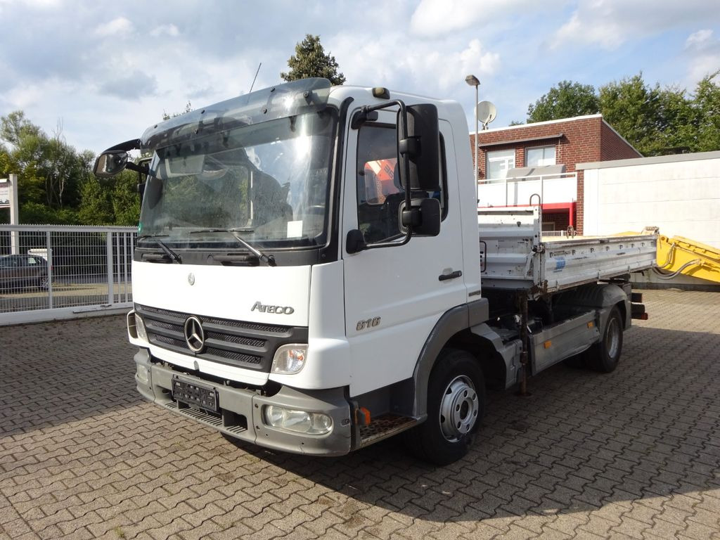 Mercedes-Benz 818 Atego MEILLER 3Skipper + Terex 36.2 Kran 4x2 - Billenőplatós kisteherautó: 2 kép. Mercedes-Benz 818 Atego MEILLER 3Skipper + Terex 36.2 Kran 4x2 - Billenőplatós kisteherautó: 2 kép.