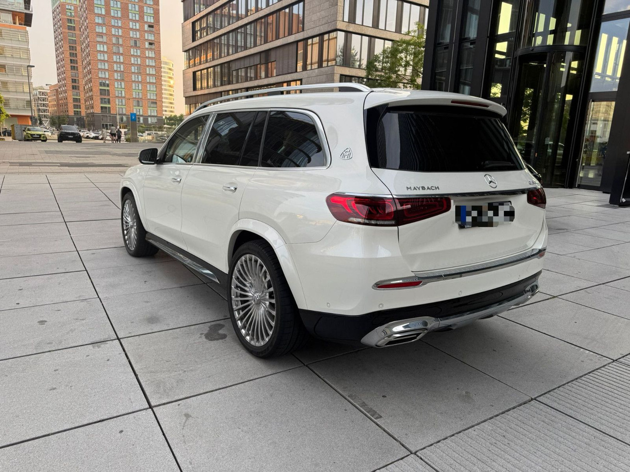 Mercedes-Benz GLS 600 Maybach 4Matic | 23 ZOLL | BURMESTER Mercedes-Benz GLS 600 Maybach 4Matic | 23 ZOLL | BURMESTER - Terepjáró/ SUV: 2 kép. Mercedes-Benz GLS 600 Maybach 4Matic | 23 ZOLL | BURMESTER Mercedes-Benz GLS 600 Maybach 4Matic | 23 ZOLL | BURMESTER - Terepjáró/ SUV: 2 kép.
