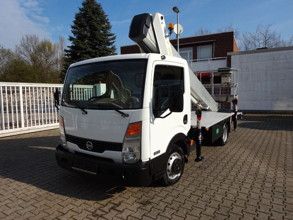 Nissan CABSTAR 35.13 PALFINGER Steiger P260B 26 Meter - Emelőkosaras teherautó, Kisteherautó: 2 kép. Nissan CABSTAR 35.13 PALFINGER Steiger P260B 26 Meter - Emelőkosaras teherautó, Kisteherautó: 2 kép.