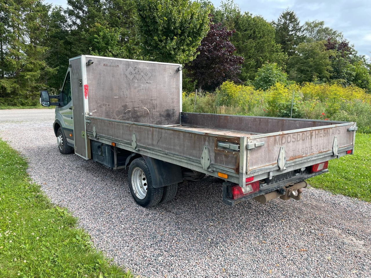 Ford Transit Pritsche 470 L3 Einzelkabine - Platós kisteherautó: 3 kép. Ford Transit Pritsche 470 L3 Einzelkabine - Platós kisteherautó: 3 kép.