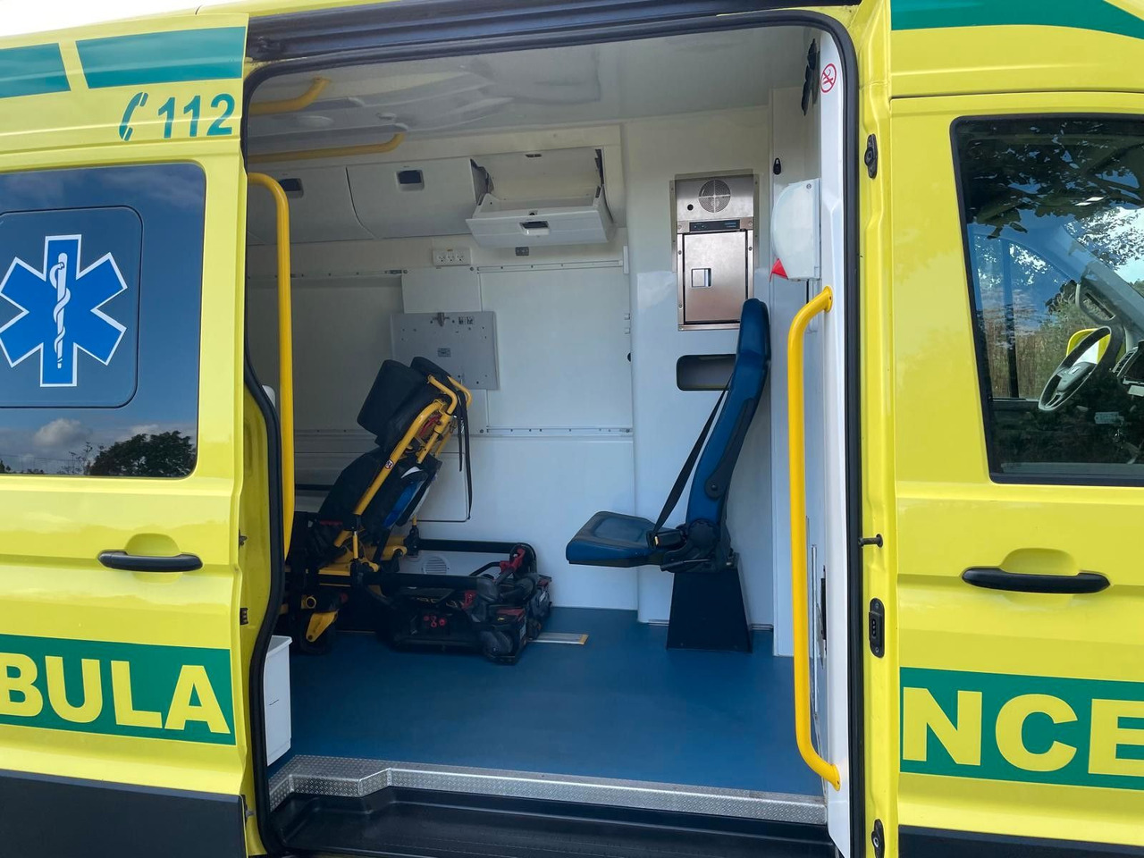 Mentőautó MAN TGE 4.180 Ambulance * 29 400 € netto *RESERVED: 19 kép.
