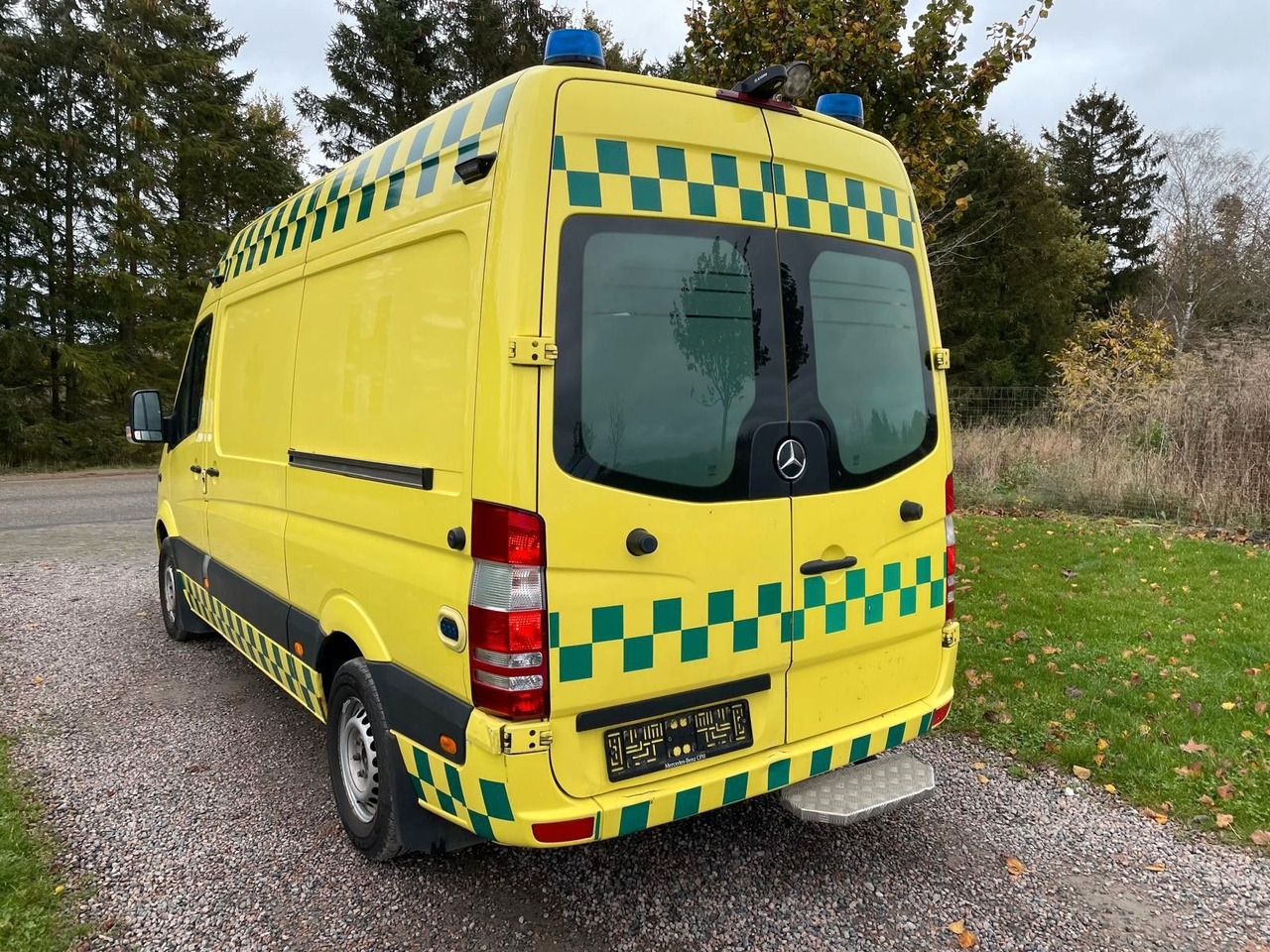 Mercedes-Benz Sprinter II 316 CDI Aut Ambulance Mercedes-Benz Sprinter II 316 CDI Aut Ambulance - Furgon: 4 kép. Mercedes-Benz Sprinter II 316 CDI Aut Ambulance Mercedes-Benz Sprinter II 316 CDI Aut Ambulance - Furgon: 4 kép.