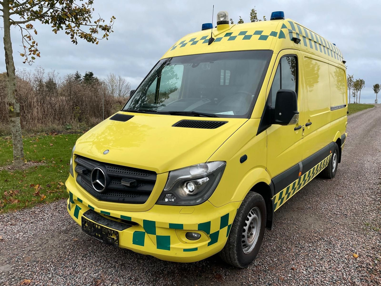 Mercedes-Benz Sprinter II 316 CDI Aut Ambulance Mercedes-Benz Sprinter II 316 CDI Aut Ambulance - Furgon: 2 kép. Mercedes-Benz Sprinter II 316 CDI Aut Ambulance Mercedes-Benz Sprinter II 316 CDI Aut Ambulance - Furgon: 2 kép.