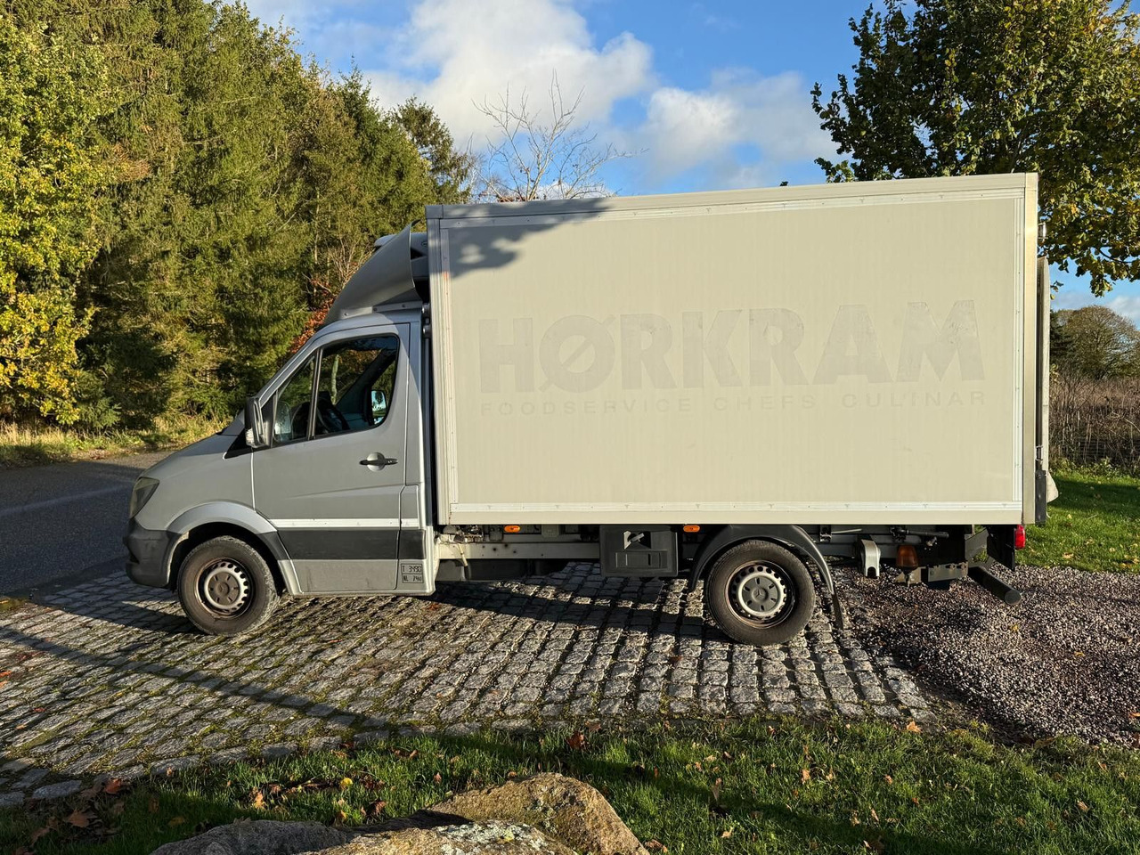 Mercedes-Benz Sprinter II 316 CDI Aut. Refigerator BOX +Lift - Hűtős kisteherautó: 5 kép. Mercedes-Benz Sprinter II 316 CDI Aut. Refigerator BOX +Lift - Hűtős kisteherautó: 5 kép.
