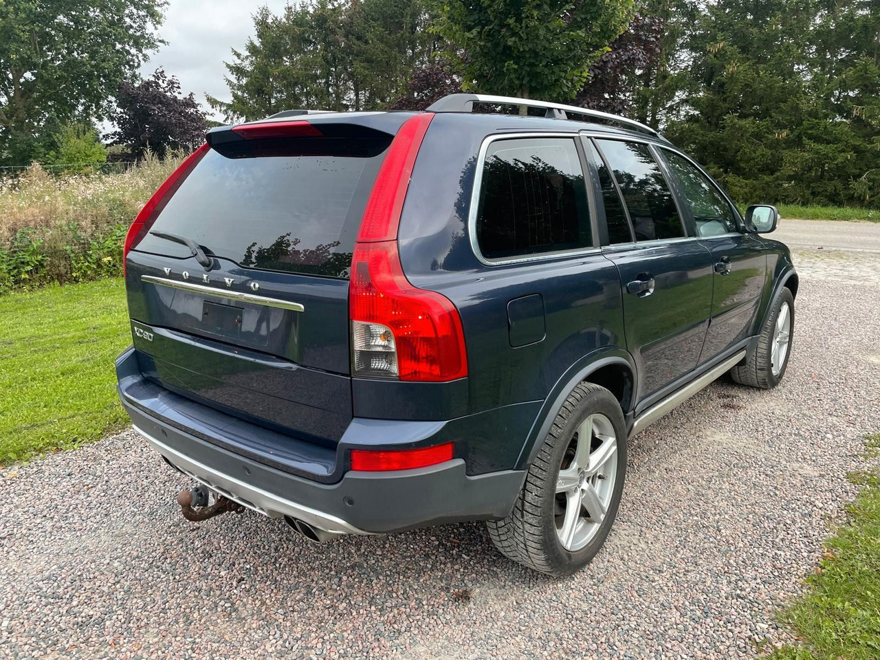 Volvo XC 90 XC90 D5 R-Design Geartronic - Terepjáró/ SUV: 5 kép. Volvo XC 90 XC90 D5 R-Design Geartronic - Terepjáró/ SUV: 5 kép.