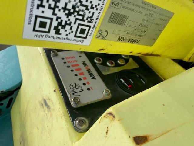 Ammann APH 110-95 - Lapvibrátor: 3 kép. Ammann APH 110-95 - Lapvibrátor: 3 kép.