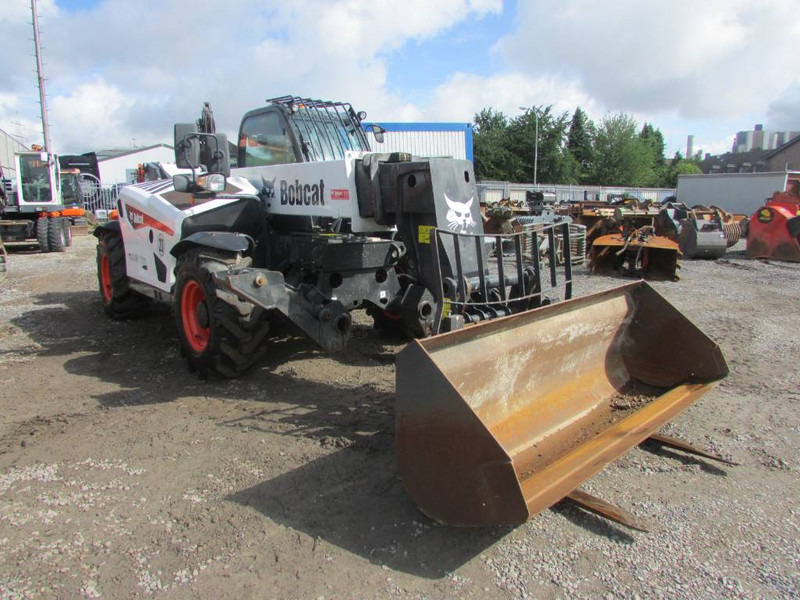 Bobcat T35.130 SB Teleskoplader 47.500 EUR - Teleszkópos rakodó: 4 kép. Bobcat T35.130 SB Teleskoplader 47.500 EUR - Teleszkópos rakodó: 4 kép.