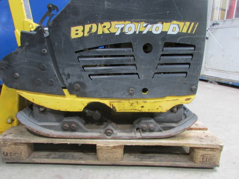 Bomag BPR 70/70 D Rüttelplatte 7.500 EUR - Lapvibrátor: 2 kép. Bomag BPR 70/70 D Rüttelplatte 7.500 EUR - Lapvibrátor: 2 kép.