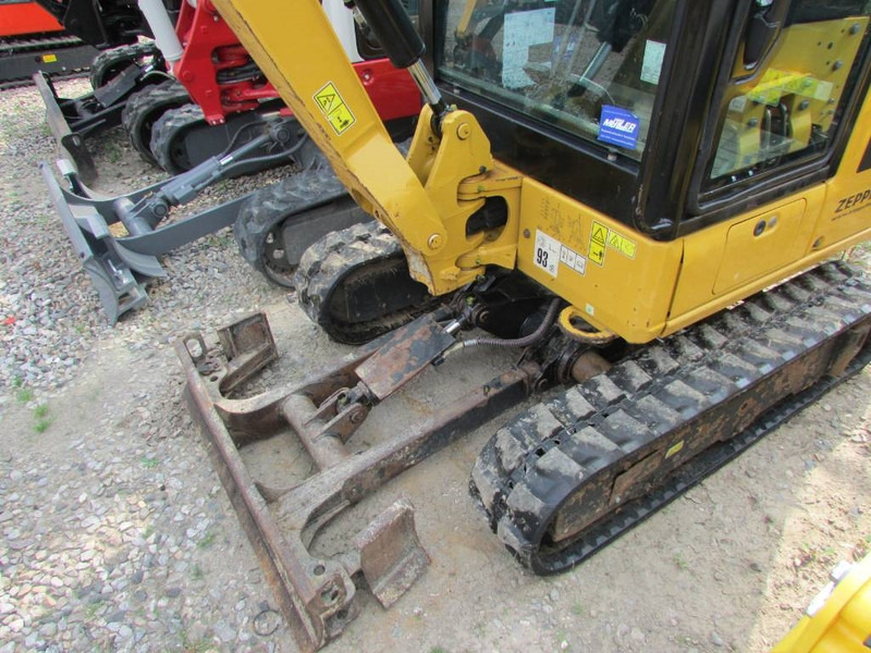 Cat 301.8 Minibagger 19.900 EUR - Minikotró: 3 kép. Cat 301.8 Minibagger 19.900 EUR - Minikotró: 3 kép.