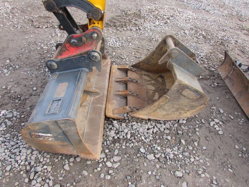 JCB 19 C-1 Minibagger 18.500 EUR - Minikotró: 3 kép. JCB 19 C-1 Minibagger 18.500 EUR - Minikotró: 3 kép.