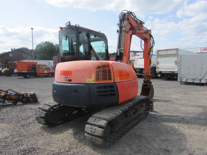 Komatsu PC 80 MR-3 /31.000 EUR - Minikotró: 5 kép. Komatsu PC 80 MR-3 /31.000 EUR - Minikotró: 5 kép.