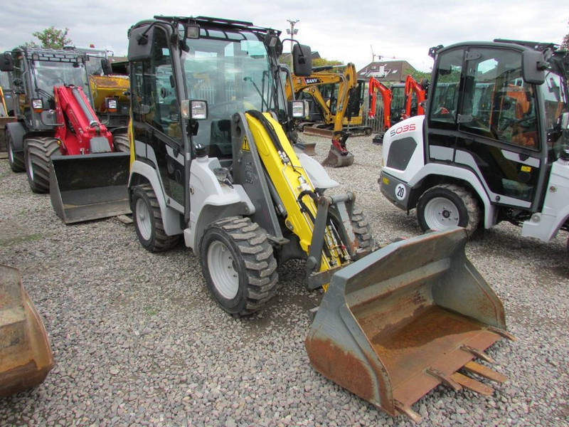 Kramer 5035 Radlader 25.500 EUR - Gumikerekes homlokrakodó: 4 kép. Kramer 5035 Radlader 25.500 EUR - Gumikerekes homlokrakodó: 4 kép.