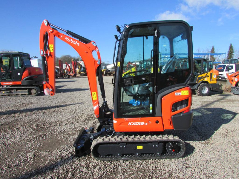 Kubota KX 019-4 HI Minibagger 26.500 EUR - Minikotró: 1 kép. Kubota KX 019-4 HI Minibagger 26.500 EUR - Minikotró: 1 kép.
