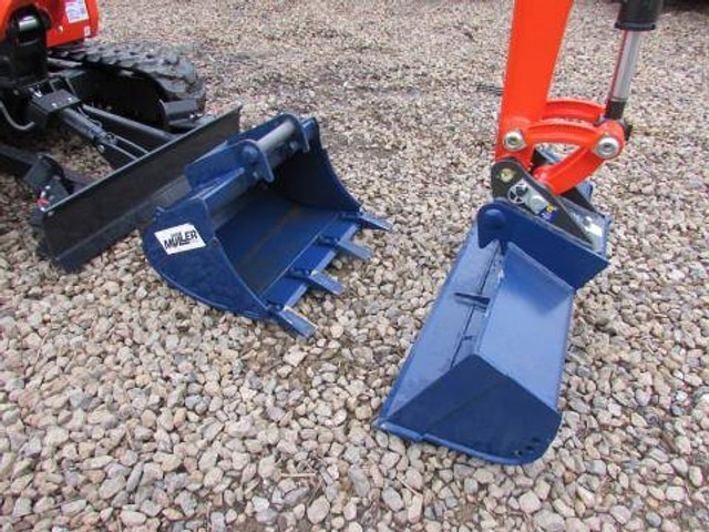 Kubota KX 019-4 Minibagger 26.750 EUR - Minikotró: 2 kép. Kubota KX 019-4 Minibagger 26.750 EUR - Minikotró: 2 kép.