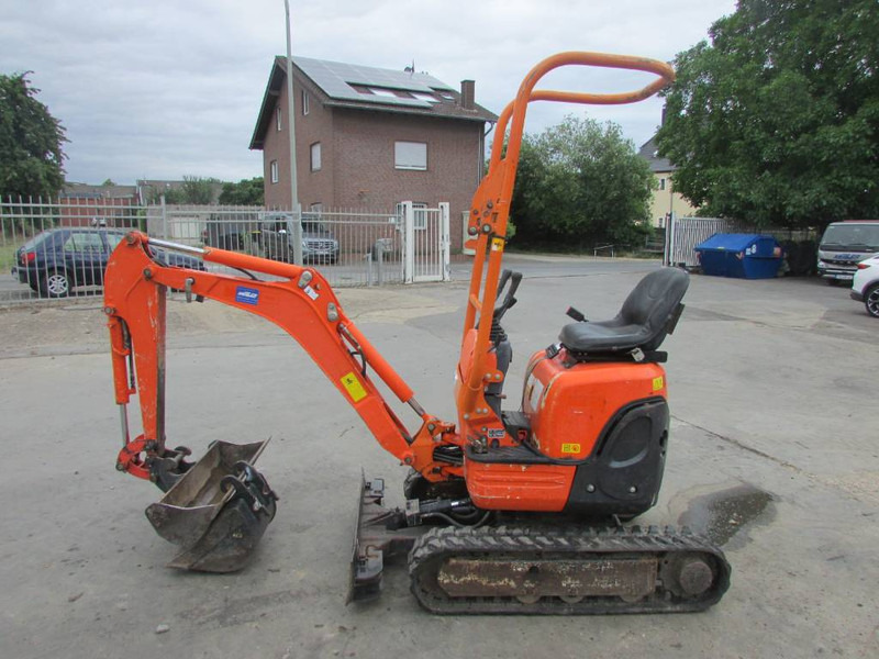 Kubota U 10-3 Minibagger 10.000 EUR - Minikotró: 2 kép. Kubota U 10-3 Minibagger 10.000 EUR - Minikotró: 2 kép.