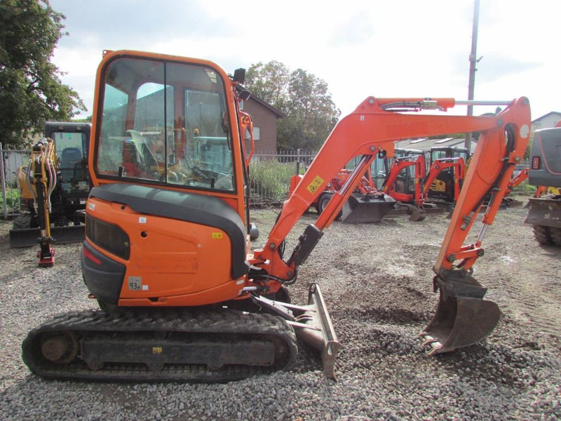 Kubota U 27-4 Minibagger 20.000 EUR - Minikotró: 2 kép. Kubota U 27-4 Minibagger 20.000 EUR - Minikotró: 2 kép.