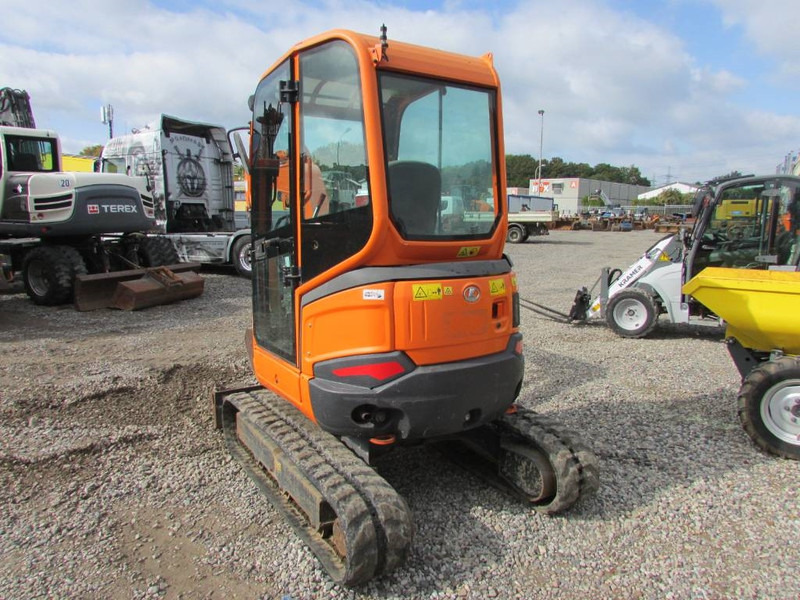 Kubota U 27-4 Minibagger 20.000 EUR - Minikotró: 5 kép. Kubota U 27-4 Minibagger 20.000 EUR - Minikotró: 5 kép.