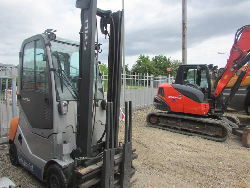 Still RX 70-30 H Hybrid / Diesel Stapler 9.500 EUR - Dízel targonca: 5 kép. Still RX 70-30 H Hybrid / Diesel Stapler 9.500 EUR - Dízel targonca: 5 kép.