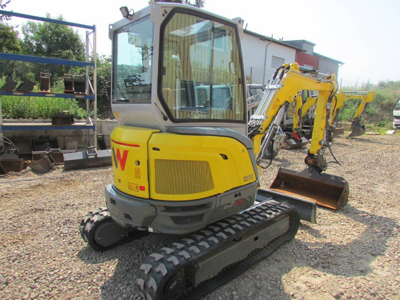 WACKER NEUSON EZ 26 (Modell EZ26-02) mit HS03 Minibagger 31.000€ - Minikotró: 2 kép. WACKER NEUSON EZ 26 (Modell EZ26-02) mit HS03 Minibagger 31.000€ - Minikotró: 2 kép.