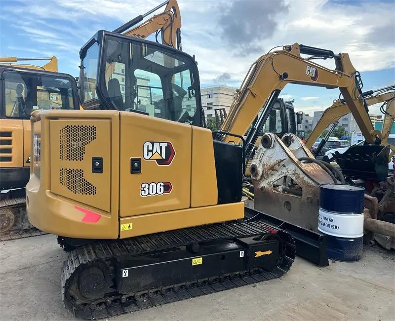 CATERPILLAR 306 - Lánctalpas kotró: 1 kép. CATERPILLAR 306 - Lánctalpas kotró: 1 kép.