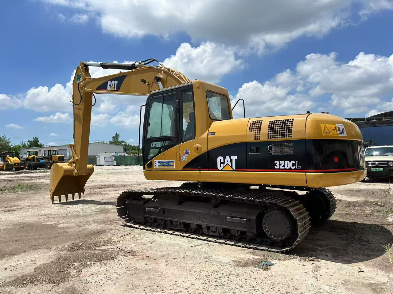CATERPILLAR 320CL - Lánctalpas kotró: 1 kép. CATERPILLAR 320CL - Lánctalpas kotró: 1 kép.