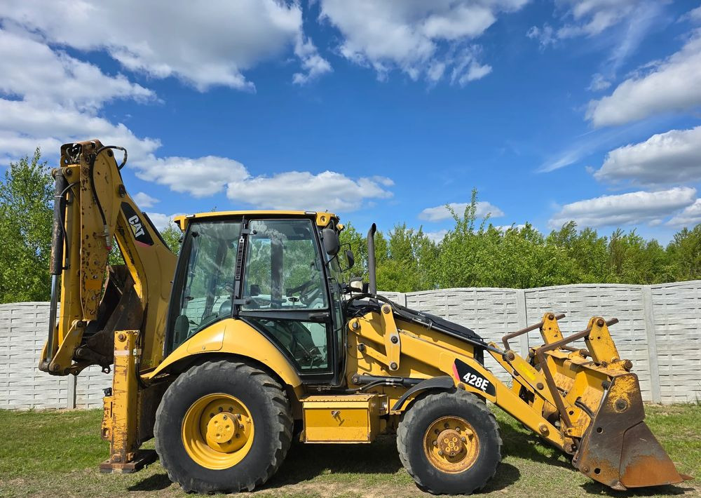 Caterpillar - Kotrórakodó: 5 kép. Caterpillar - Kotrórakodó: 5 kép.
