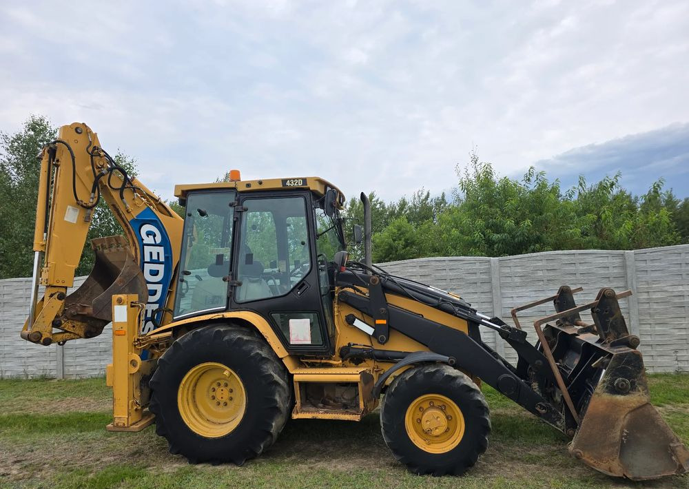 Caterpillar - Kotrórakodó: 5 kép. Caterpillar - Kotrórakodó: 5 kép.