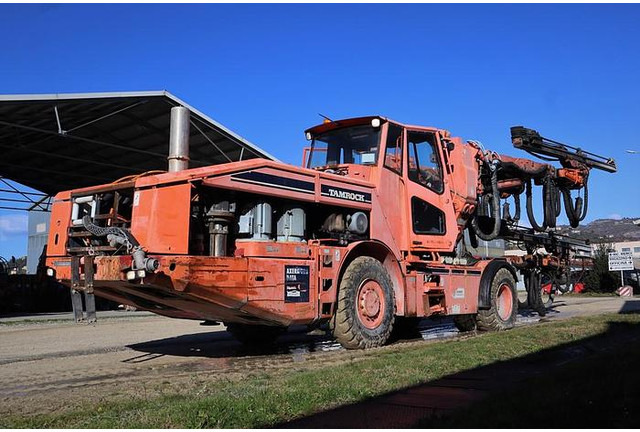 Tamrock AXERA T12 DATA-3.15 - Fúrógép: 3 kép. Tamrock AXERA T12 DATA-3.15 - Fúrógép: 3 kép.