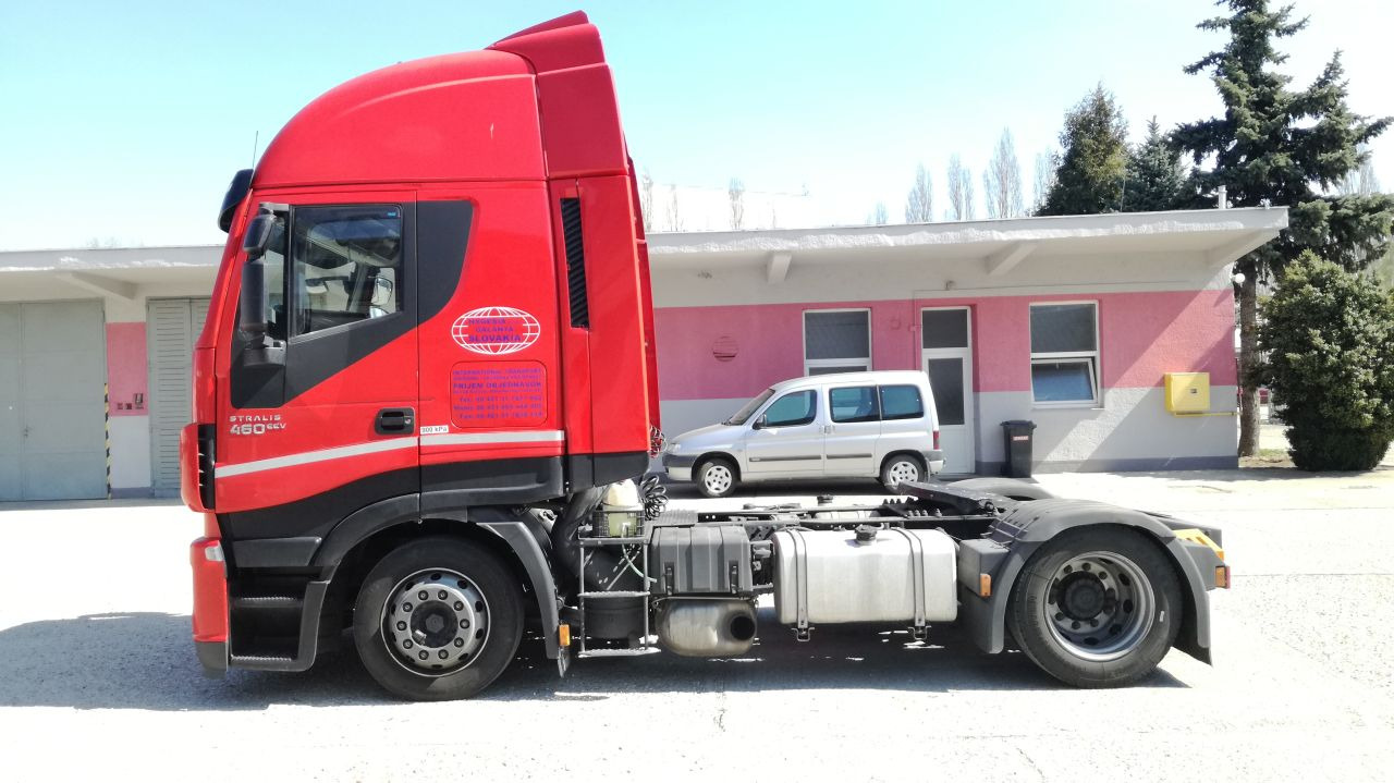 IVECO AS440T/FP-LT - Nyergesvontató: 3 kép. IVECO AS440T/FP-LT - Nyergesvontató: 3 kép.