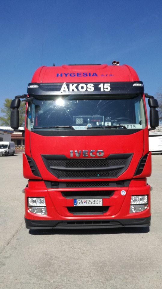 IVECO AS440T/FP-LT - Nyergesvontató: 1 kép. IVECO AS440T/FP-LT - Nyergesvontató: 1 kép.