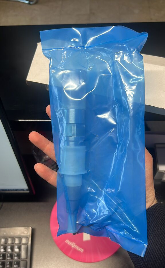 Bosch 2008-2024   Deutz 2012-2024 truck - Befecskendező szelep - Teherautó: 4 kép. Bosch 2008-2024   Deutz 2012-2024 truck - Befecskendező szelep - Teherautó: 4 kép.