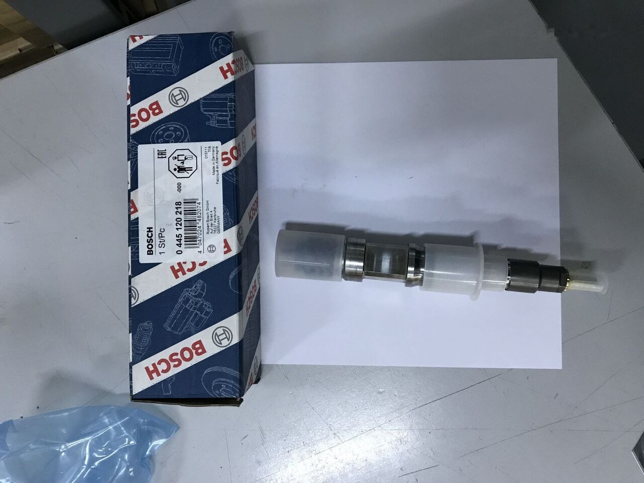 Bosch 51101006125   MAN - Befecskendező szelep - Teherautó: 2 kép. Bosch 51101006125   MAN - Befecskendező szelep - Teherautó: 2 kép.