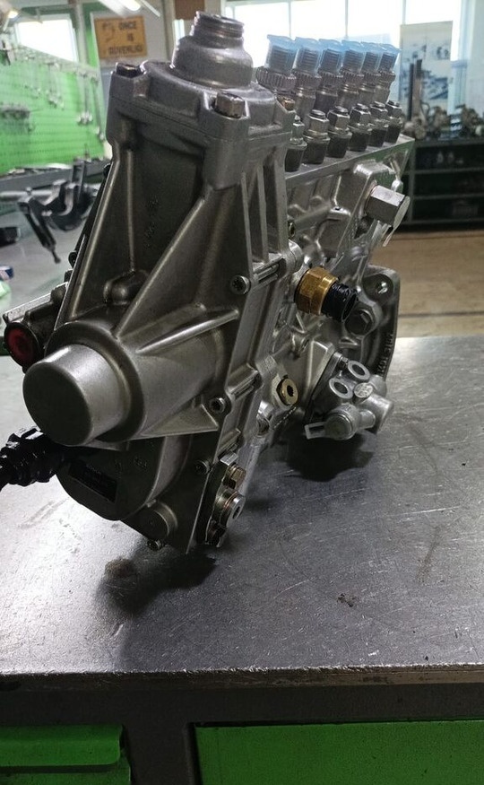 Bosch TGA 0402796210 MAN Tga 410 - Üzemanyag szivattyú - Teherautó: 2 kép. Bosch TGA 0402796210 MAN Tga 410 - Üzemanyag szivattyú - Teherautó: 2 kép.