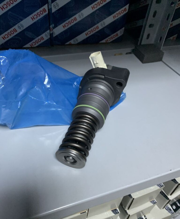 Delphi 2020 BEBU2C00500 DAF 2013-2021 - Üzemanyag szivattyú - Teherautó: 2 kép. Delphi 2020 BEBU2C00500 DAF 2013-2021 - Üzemanyag szivattyú - Teherautó: 2 kép.