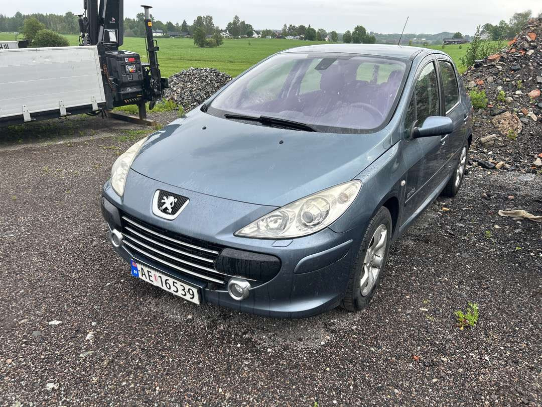 2007 Personbil PEUGEOT 307 EU-godkjent - Kombi: 1 kép. 2007 Personbil PEUGEOT 307 EU-godkjent - Kombi: 1 kép.