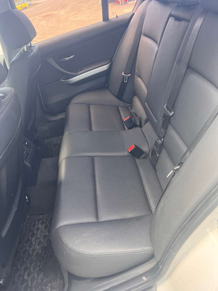 Szedán 2009 BMW 316i Facelift (se mangellapp) - rep.-objekt: 9 kép.