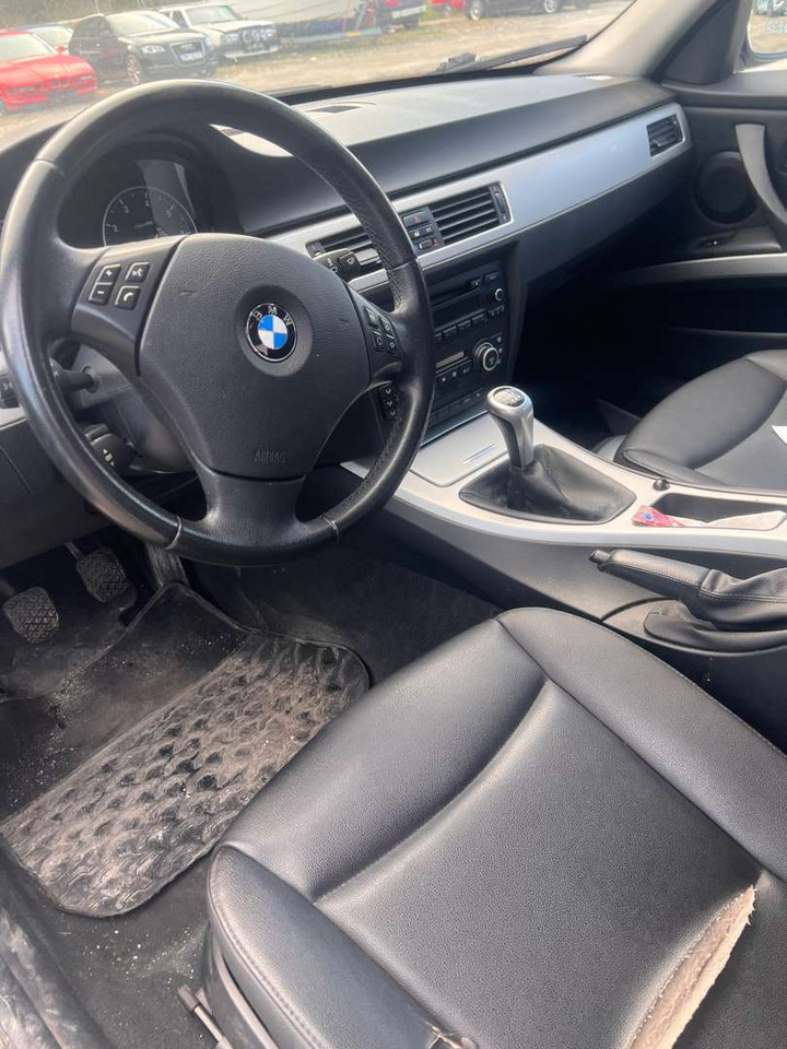 Szedán 2009 BMW 316i Facelift (se mangellapp) - rep.-objekt: 8 kép.