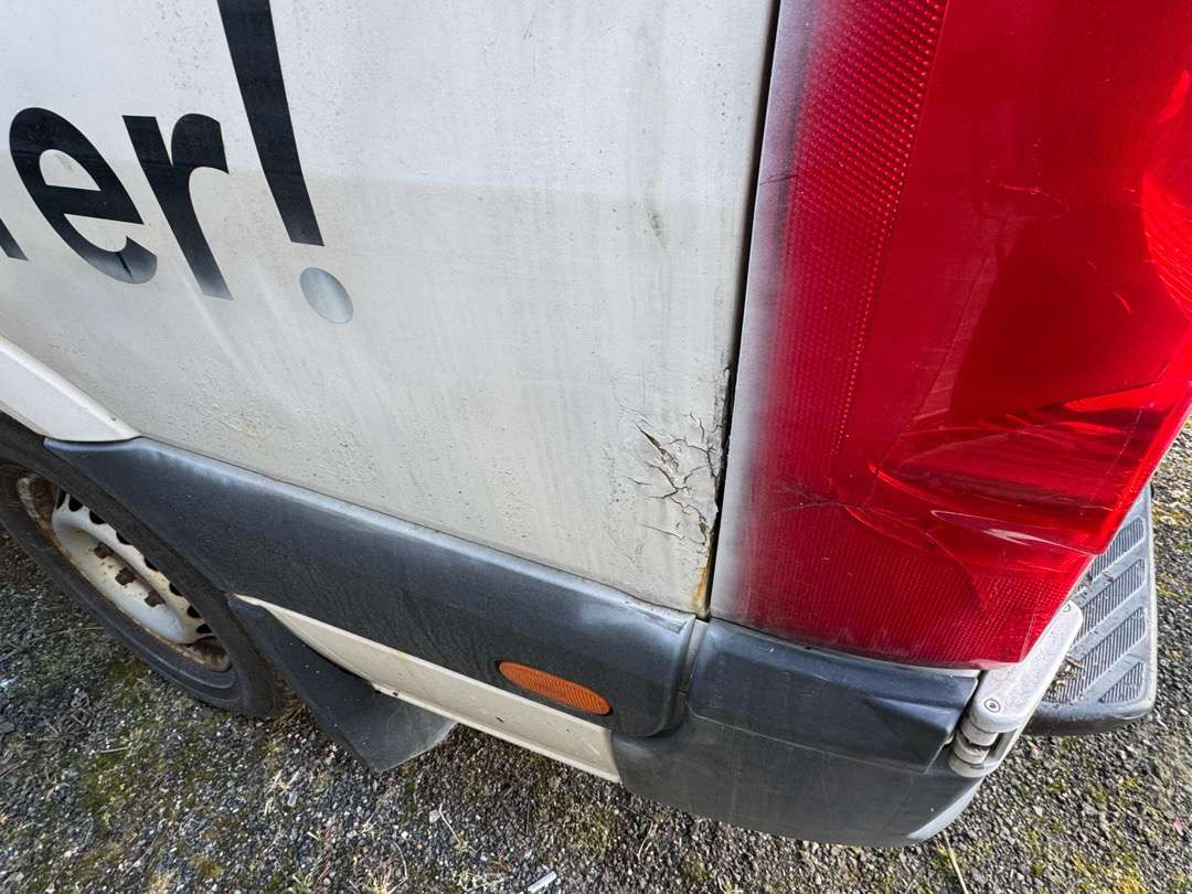 Furgon 2011 Volkswagen Crafter 2.0 TDI / Ny motor: 11 kép.