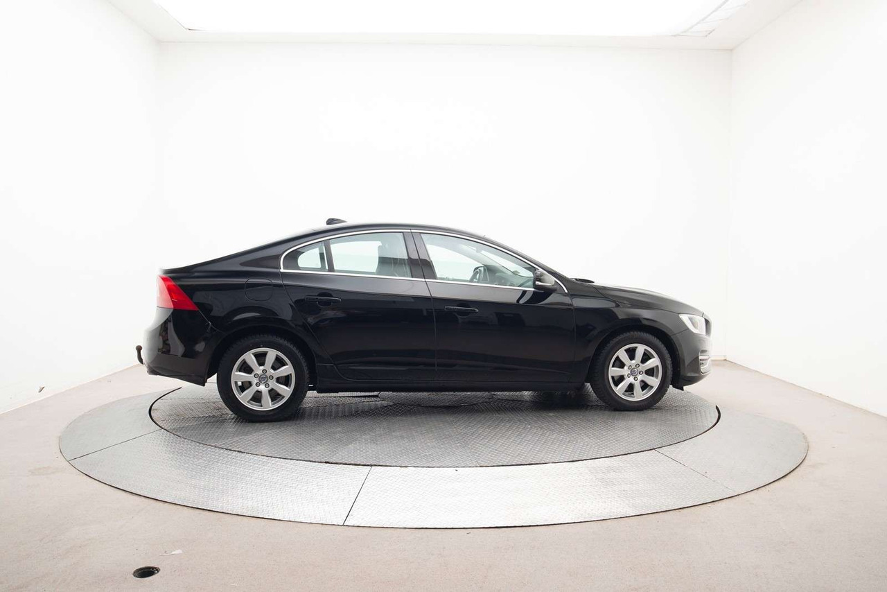 2014 Personbil Volvo S60 EU-Godkjent - Autó: 2 kép. 2014 Personbil Volvo S60 EU-Godkjent - Autó: 2 kép.
