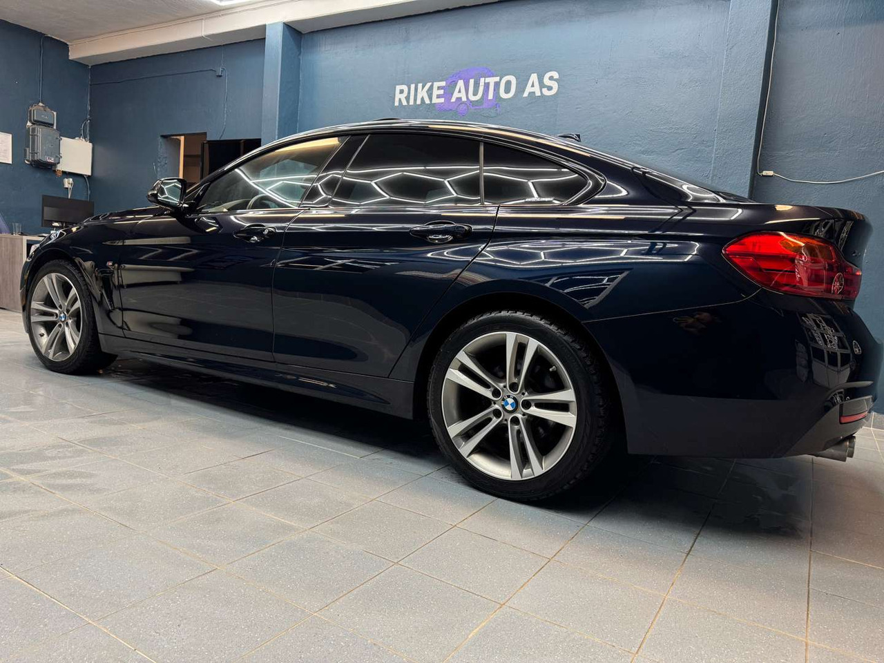 2017 BMW 420d XDrive Grand Coupe M-Sport - Szedán: 5 kép. 2017 BMW 420d XDrive Grand Coupe M-Sport - Szedán: 5 kép.
