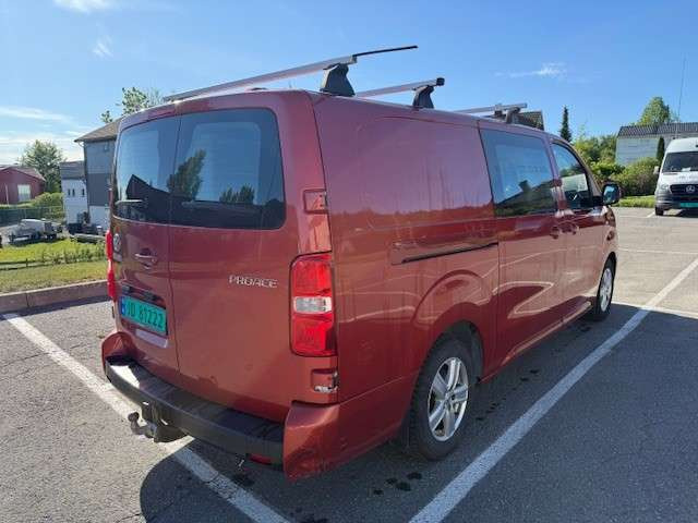 2017 Varebil Toyota Proace Lang utgave (Lav km stand) EU-Godkjent - Furgon: 3 kép. 2017 Varebil Toyota Proace Lang utgave (Lav km stand) EU-Godkjent - Furgon: 3 kép.