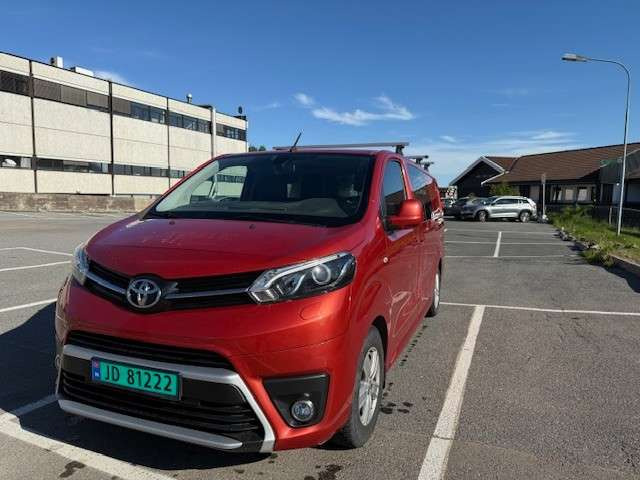 2017 Varebil Toyota Proace Lang utgave (Lav km stand) EU-Godkjent - Furgon: 1 kép. 2017 Varebil Toyota Proace Lang utgave (Lav km stand) EU-Godkjent - Furgon: 1 kép.