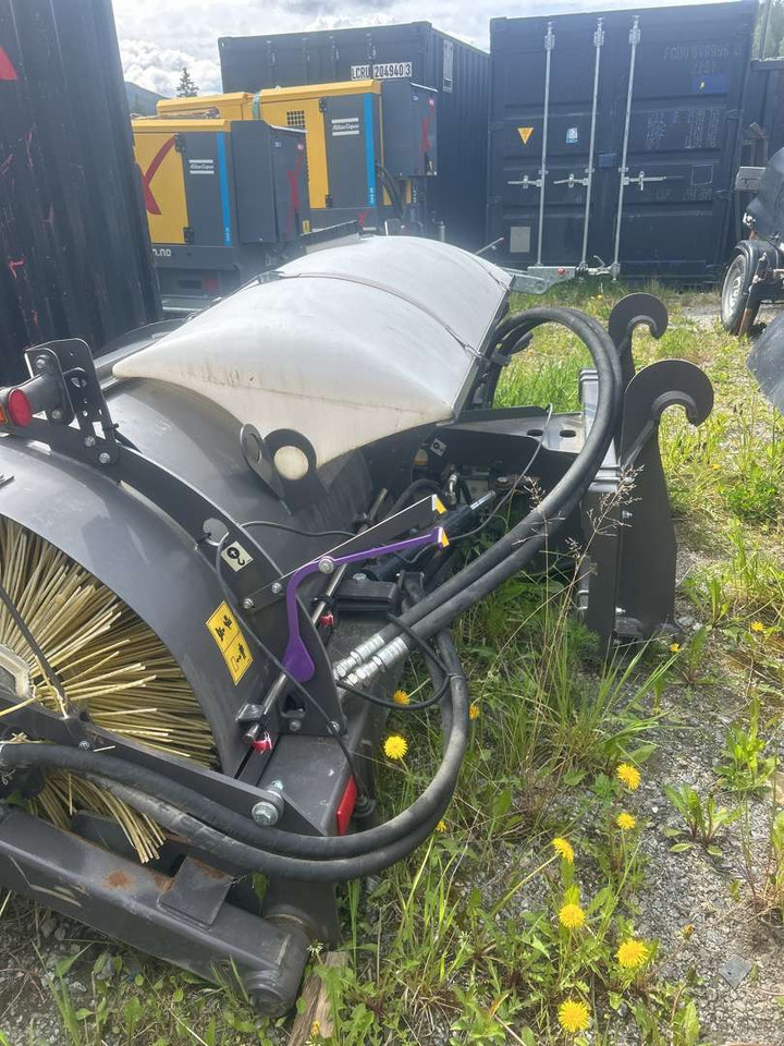 2019 Holms SP - 3.0 - Adapterek: 4 kép. 2019 Holms SP - 3.0 - Adapterek: 4 kép.