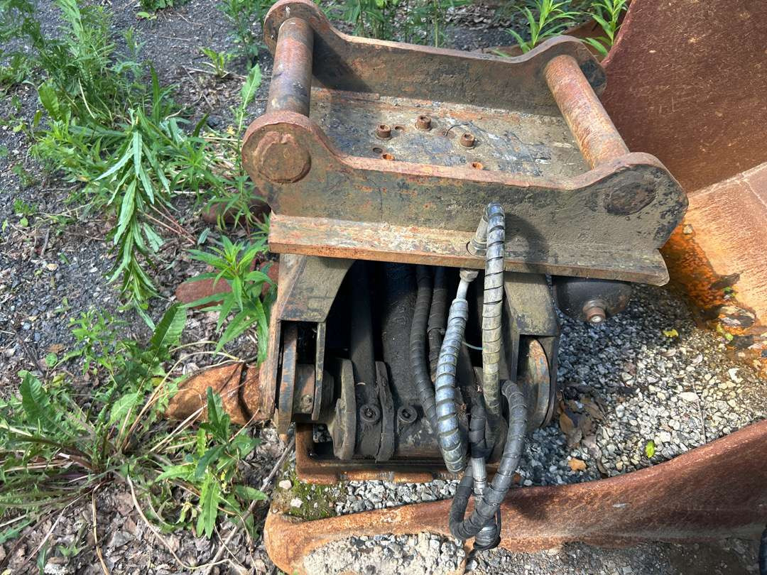 Klype til graver S60 feste - Adapterek - Építőipari gépek: 5 kép. Klype til graver S60 feste - Adapterek - Építőipari gépek: 5 kép.