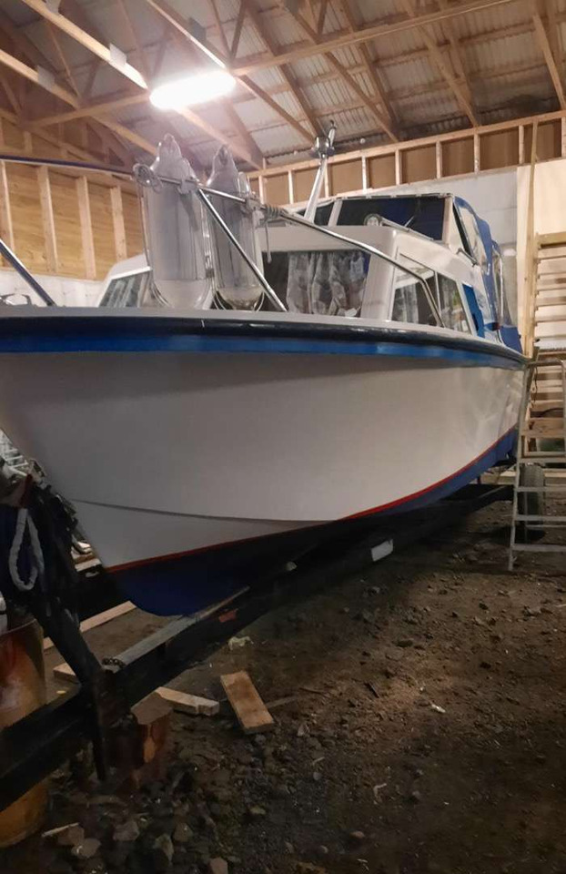 1970 Scand Queen 24//Cabincruiser//NY MOTOR - Egyéb gépek: 3 kép. 1970 Scand Queen 24//Cabincruiser//NY MOTOR - Egyéb gépek: 3 kép.