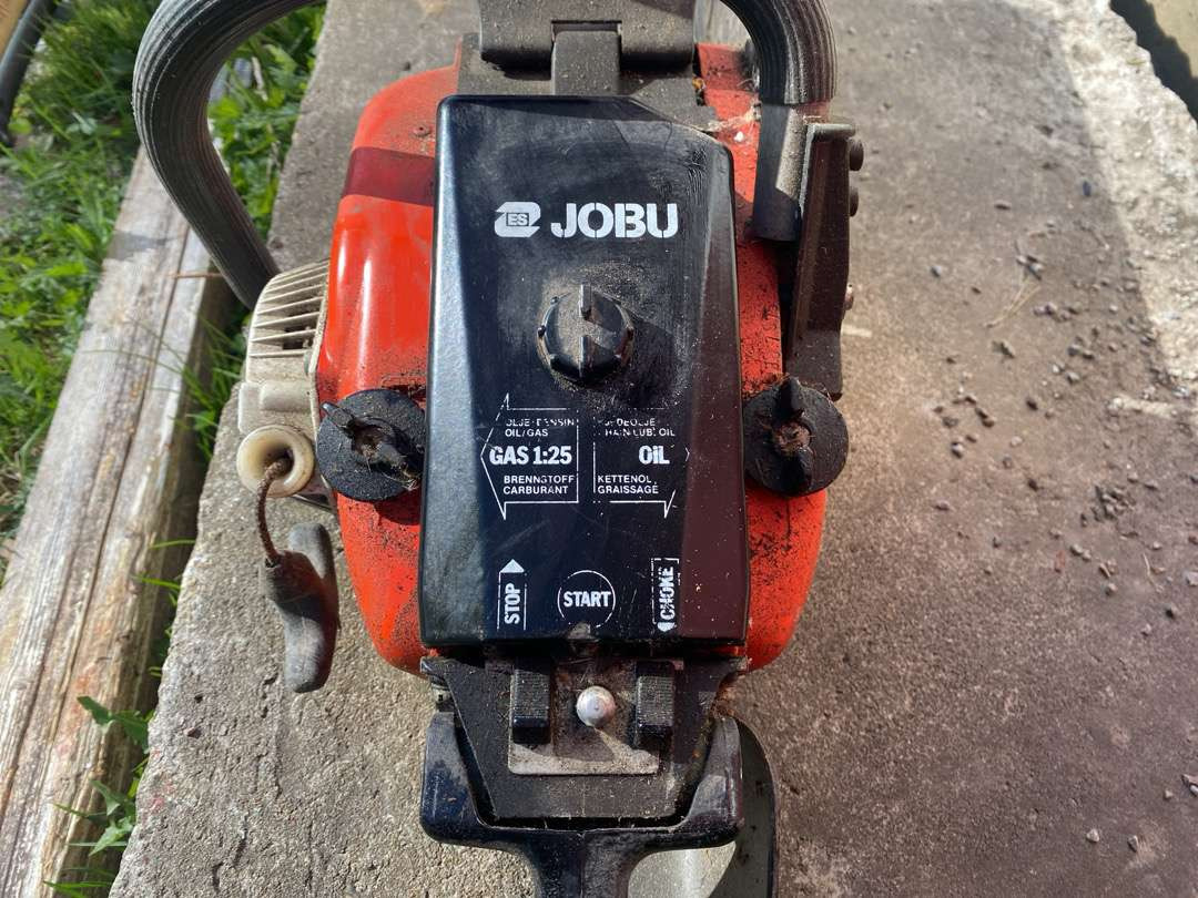 Jobu motorsag - Építőipari berendezések: 3 kép. Jobu motorsag - Építőipari berendezések: 3 kép.