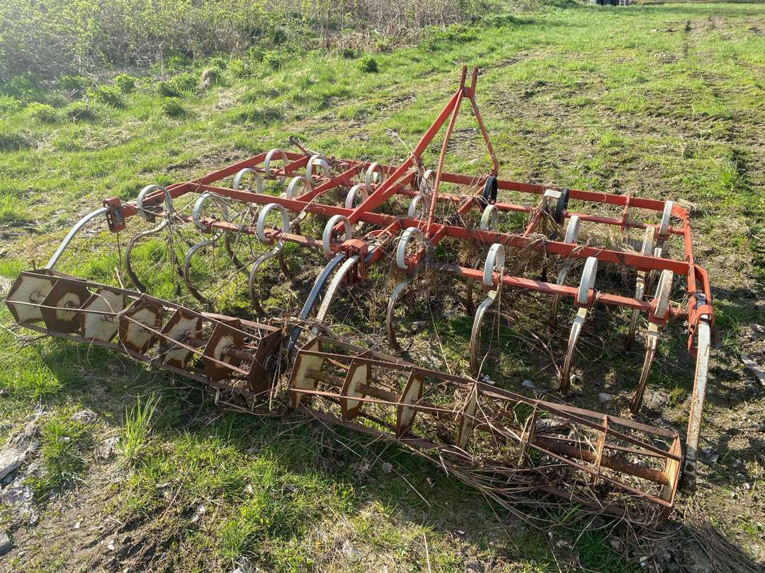 Trima SV-25 harv - Mezőgazdasági gépek: 3 kép. Trima SV-25 harv - Mezőgazdasági gépek: 3 kép.