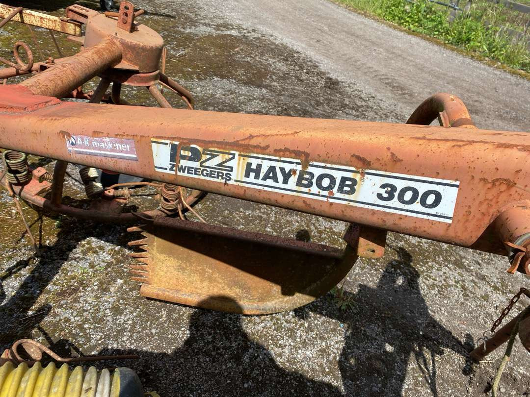 PZ Zweegers Haybob 300 Kombi rive - Szénaforgató: 4 kép. PZ Zweegers Haybob 300 Kombi rive - Szénaforgató: 4 kép.