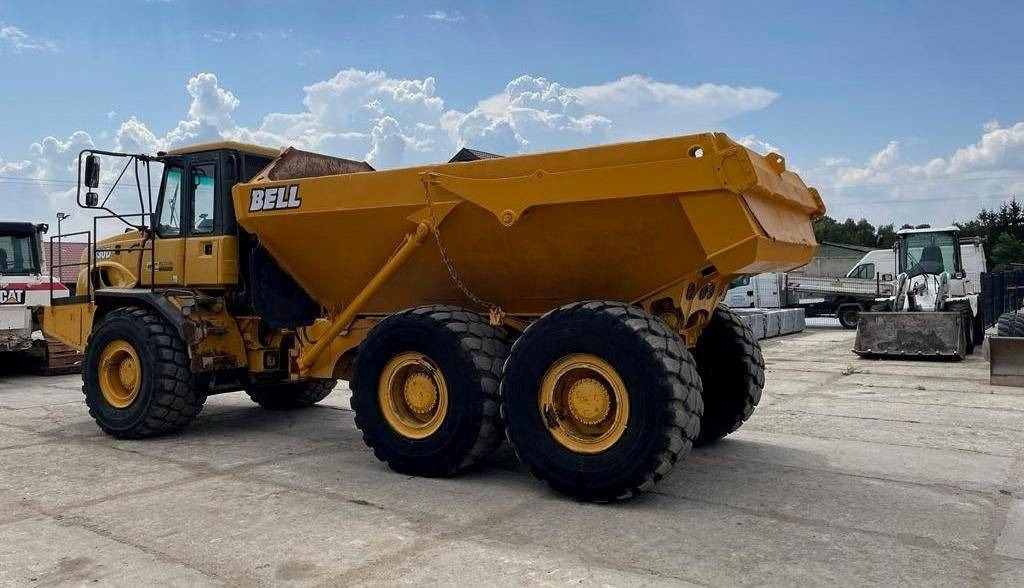 Bell B 30 D - Csuklós dömper: 2 kép. Bell B 30 D - Csuklós dömper: 2 kép.